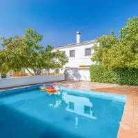 Hotel Awesome home in Alanís w/ Outdoor swimming pool, Outdoor swimming pool and 6 Bedrooms en alanis