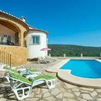 Hotel Alcalali Villa Sleeps 6 with Pool and Air Con en alcalali