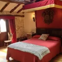 Hotel El secreto del Castillo en aldealengua-de-santa-maria