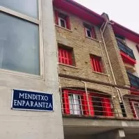Hotel Menditxo- Etxea en getaria